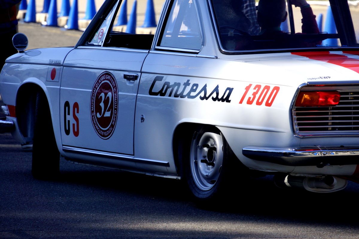 Hino Contessa 1300 Coupe L (1966, Japan)