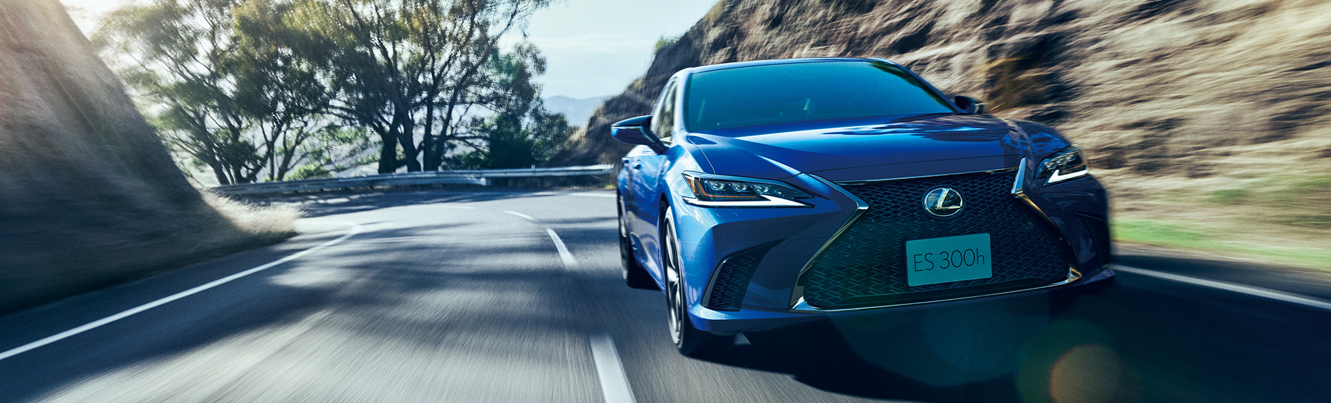 The All-New Lexus ES Goes on Sale in Japan