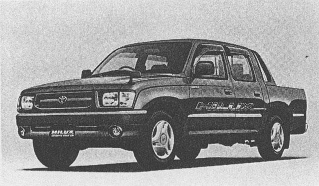 Hilux Sports Pickup 2WD (with options)